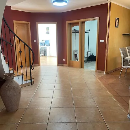 Rodinny Dum Divisov U Benesova, Na Spravedlnosti 276 Villa Vlašim