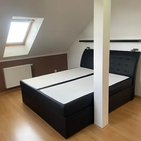 Villa Rodinny Dum Divisov U Benesova, Na Spravedlnosti 276 Vlašim